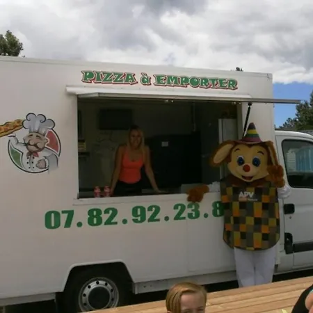 Campingplads Mobil Spacieux - 6 Pers. - Api-1-52-2770 *